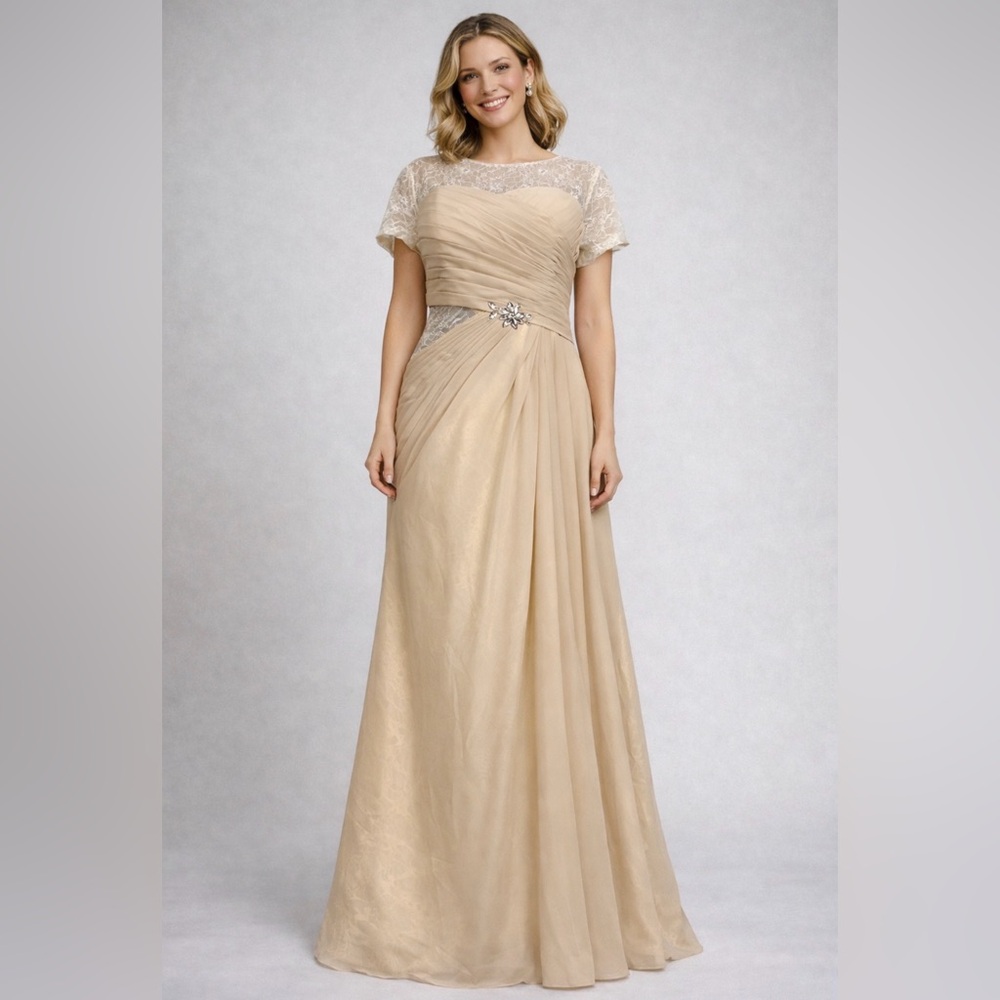 Scoop Neck Mother of The Bride Champagne Evening Gown Size M Prom Cocktail NWT D